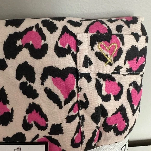 NWT Victoria's Secret Pink and Black Leopard Heart Pajama Set - Picture 5 of 6